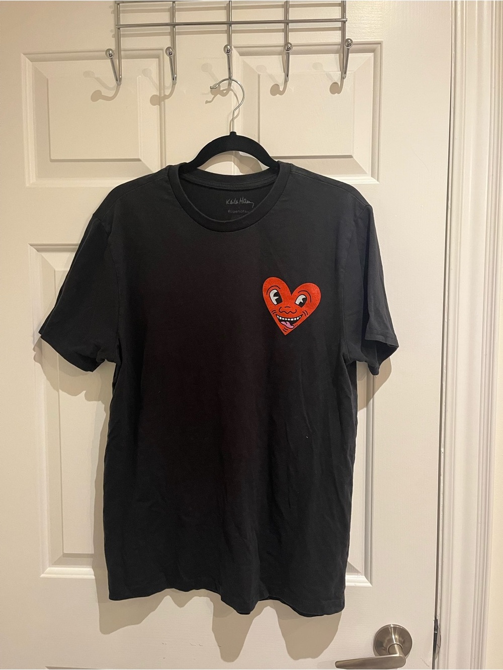 Black Keith Haring Bluenotes Men’s Graphic Heart Tee - Red Heart Detail
